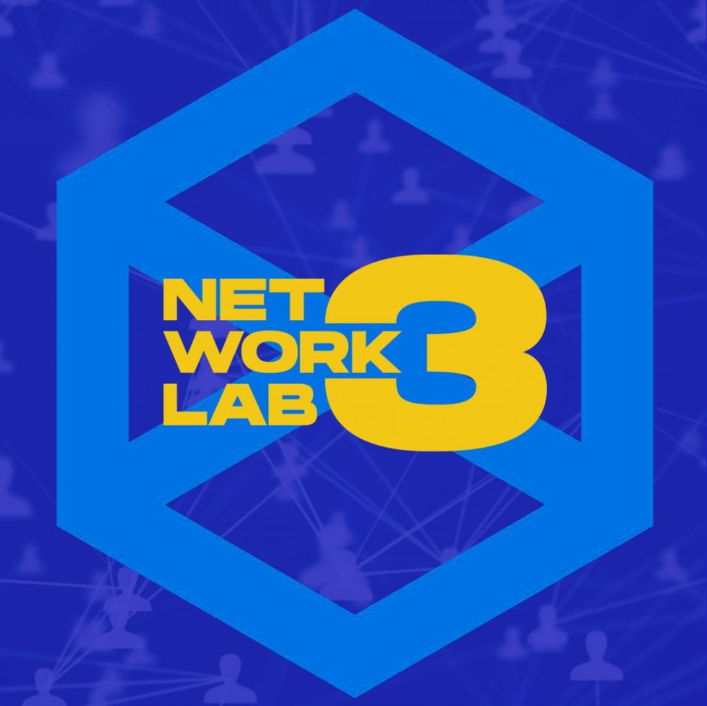 Imagen de la portada de NetWorkLab 3 con el logotipo distintivo del evento, representando innovación y conexión entre emprendedores.